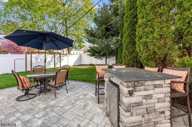 16 Cross Pl, Glen Ridge Boro Twp., NJ 07028