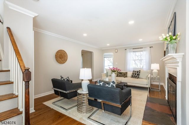 16 Cross Pl, Glen Ridge Boro Twp., NJ 07028