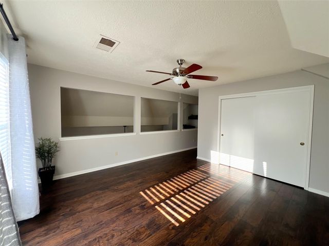 9510 Strawgrass Drive, Houston, TX 77064