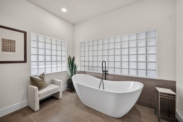 3713 Granada Trail, Denton, TX 76205