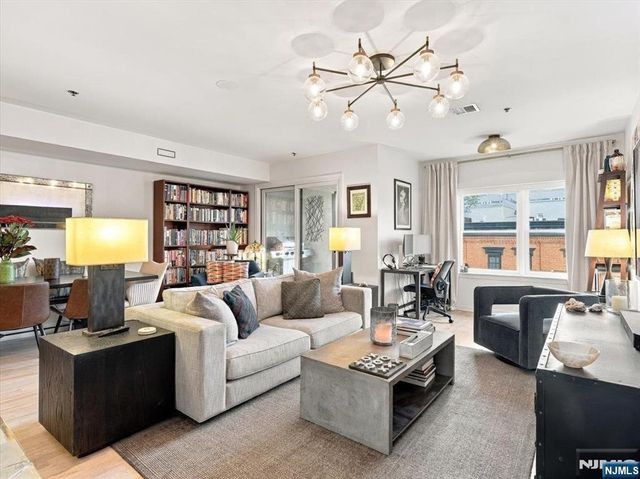 102 Park Avenue 4, Hoboken, NJ 07030