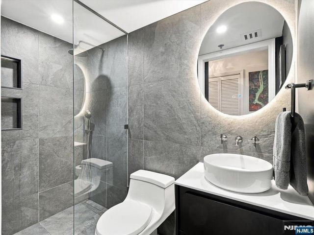 102 Park Avenue 4, Hoboken, NJ 07030