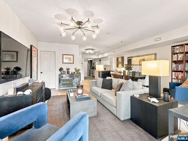 102 Park Avenue 4, Hoboken, NJ 07030