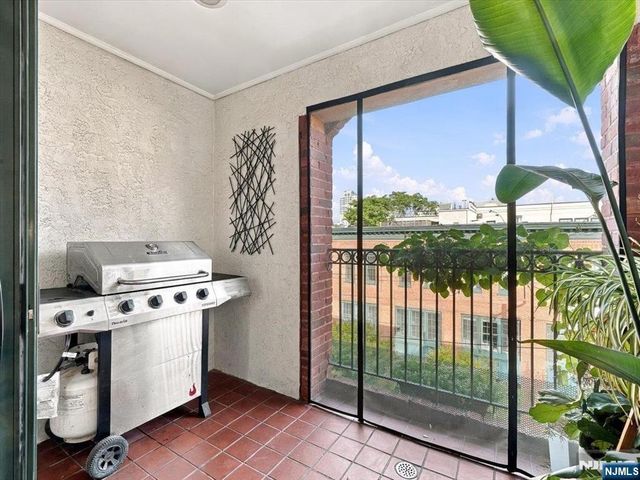 102 Park Avenue 4, Hoboken, NJ 07030