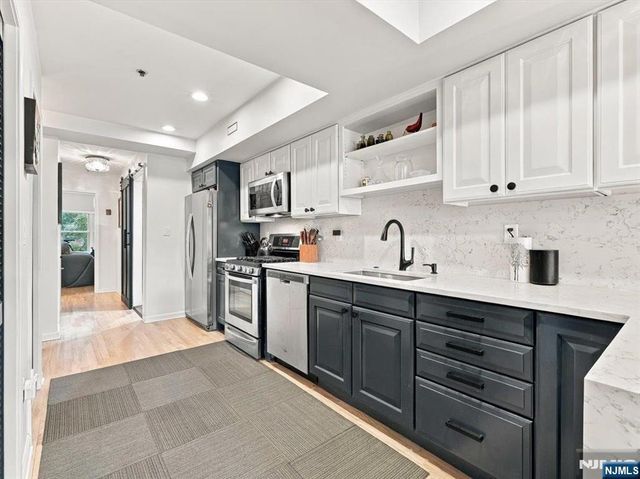 102 Park Avenue 4, Hoboken, NJ 07030