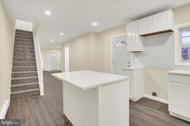 1228 PULASKI AVE, Coal Township, PA 17866