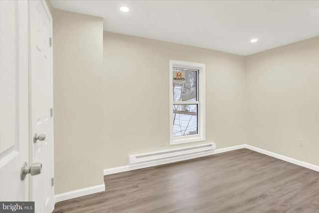 1228 PULASKI AVE, Coal Township, PA 17866