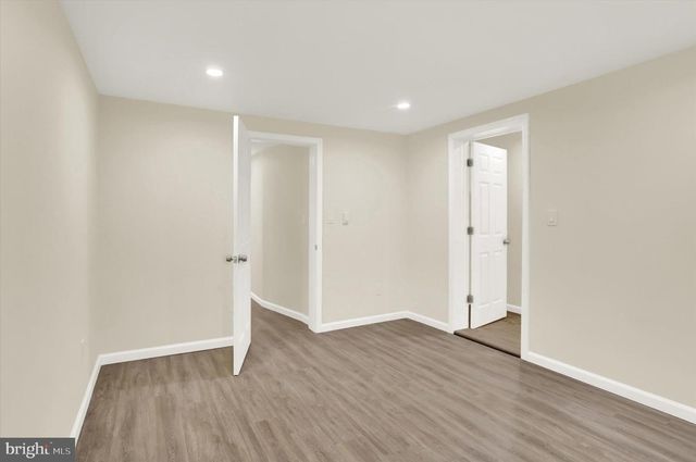 1228 PULASKI AVE, Coal Township, PA 17866