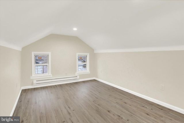 1228 PULASKI AVE, Coal Township, PA 17866