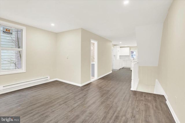 1228 PULASKI AVE, Coal Township, PA 17866