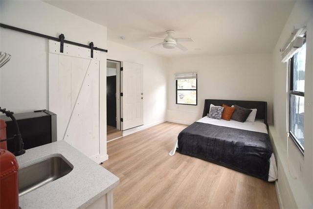 8042 36TH AVENUE N, St Petersburg, FL 33710