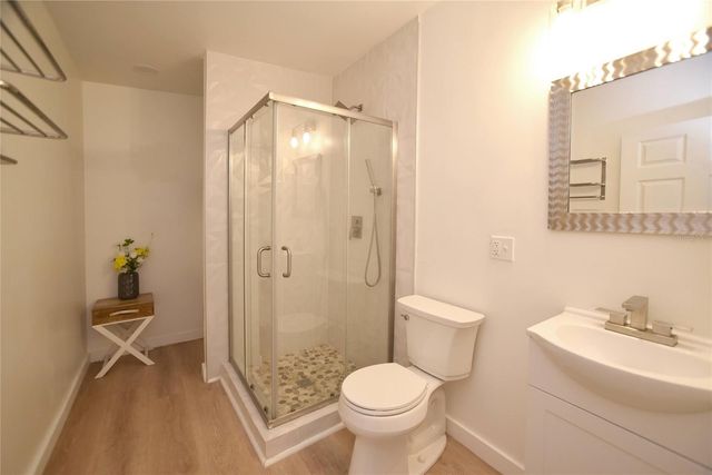 8042 36TH AVENUE N, St Petersburg, FL 33710