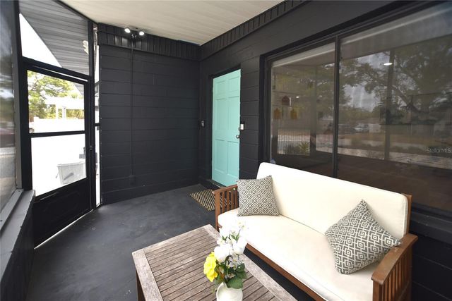 8042 36TH AVENUE N, St Petersburg, FL 33710