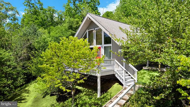 304 HOLLY RIDGE RD, Mount Jackson, VA 22842