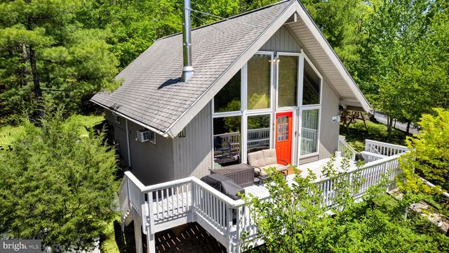 304 HOLLY RIDGE RD, Mount Jackson, VA 22842
