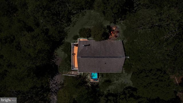 304 HOLLY RIDGE RD, Mount Jackson, VA 22842