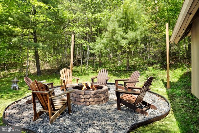 304 HOLLY RIDGE RD, Mount Jackson, VA 22842