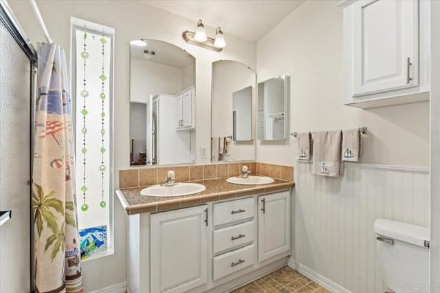 176 Flicker Lane, Oceanside, CA 92057