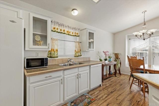 176 Flicker Lane, Oceanside, CA 92057