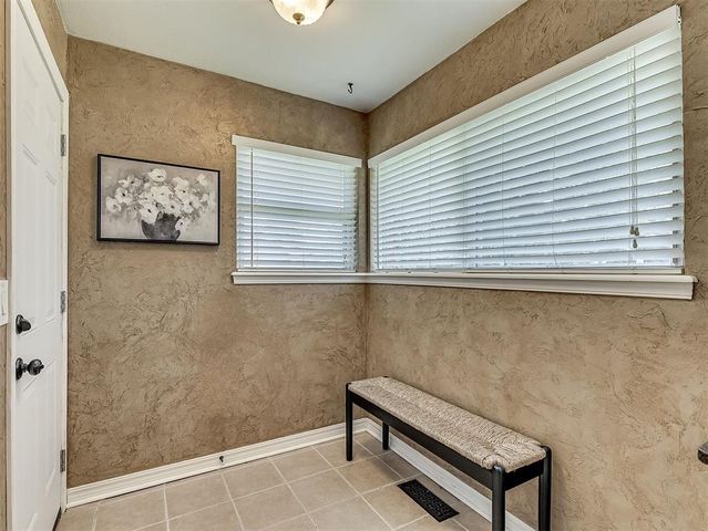 6524 N Grove Avenue, Oklahoma City, OK 73132