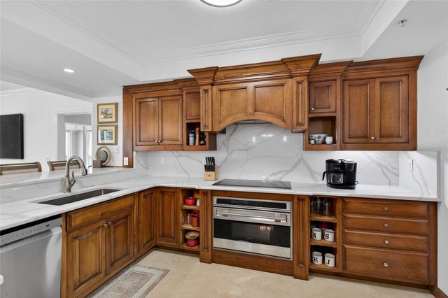 200 OCEAN CREST DRIVE 812, Palm Coast, FL 32137