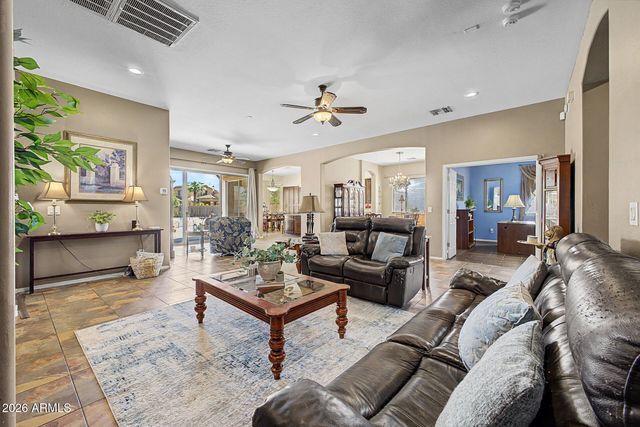 8602 W HELEN Lane, Glendale, AZ 85305