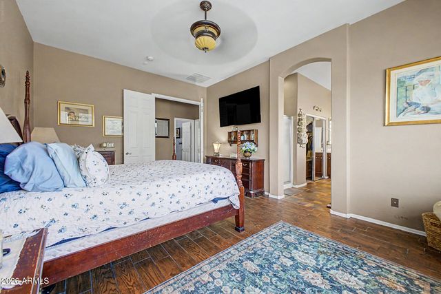 8602 W HELEN Lane, Glendale, AZ 85305