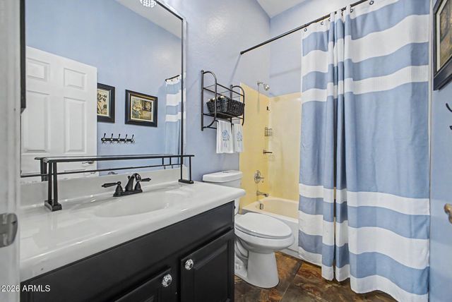 8602 W HELEN Lane, Glendale, AZ 85305