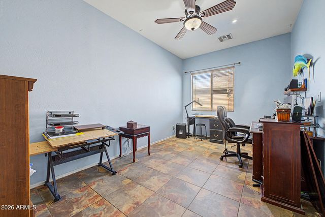 8602 W HELEN Lane, Glendale, AZ 85305