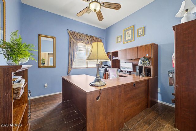 8602 W HELEN Lane, Glendale, AZ 85305