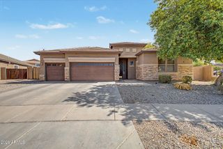 8602 W HELEN Lane, Glendale, AZ 85305
