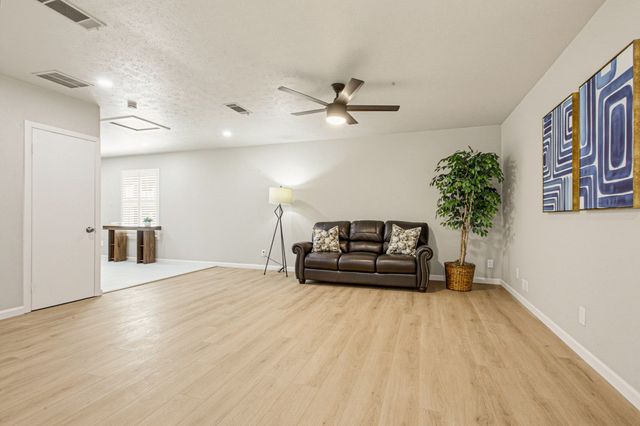 1904 Clover Trail, Richardson, TX 75081