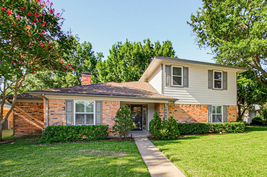 1904 Clover Trail, Richardson, TX 75081