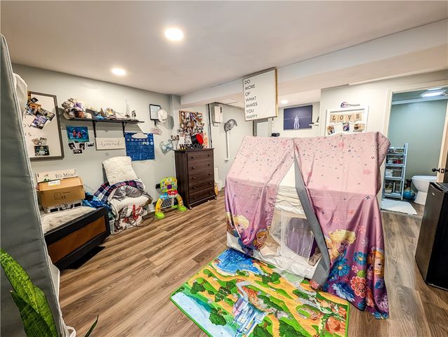 115 Davis Avenue, Cranston, RI 02910