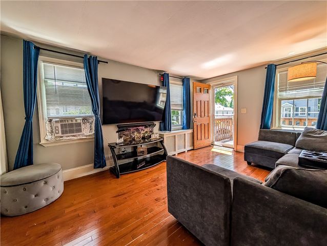 115 Davis Avenue, Cranston, RI 02910
