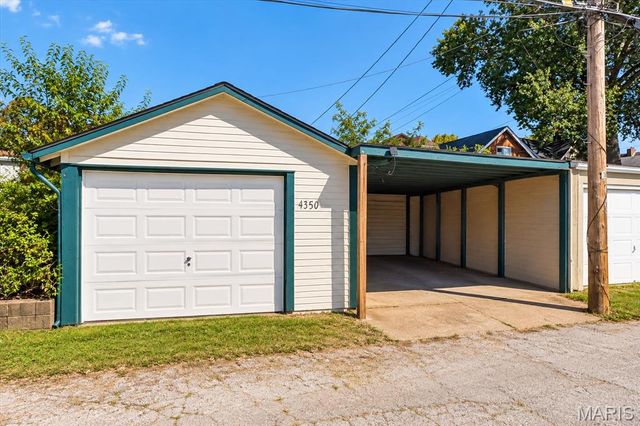 4350 Neosho Street, St Louis, MO 63116
