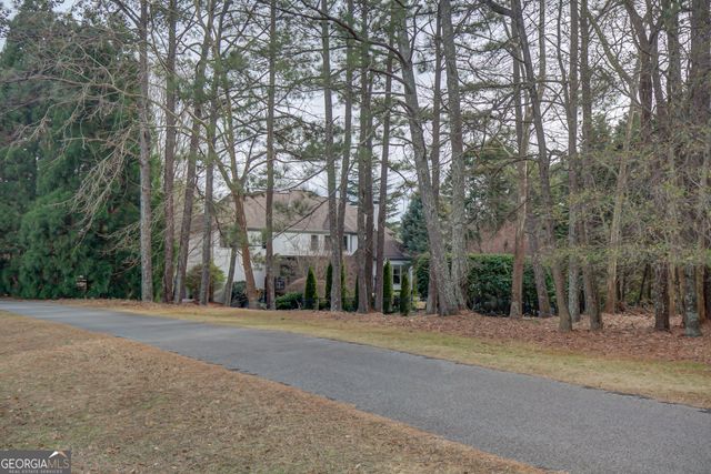 500 Tuxedo Lane, Peachtree City, GA 30269