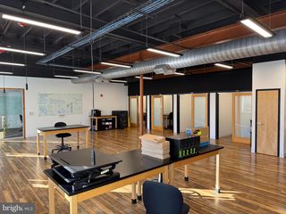 77 N 3RD STREET SUITE 102, Chambersburg, PA 17201