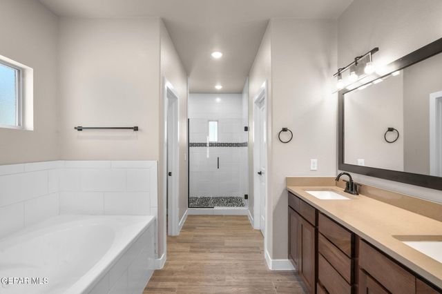 10013 Hueco Junction Road, Socorro, TX 79927