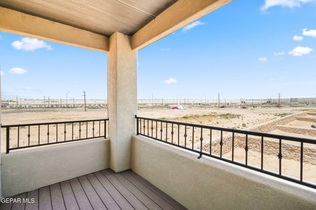 10013 Hueco Junction Road, Socorro, TX 79927