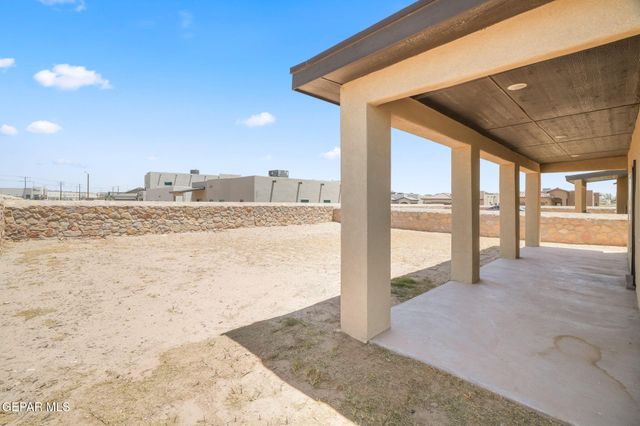 10013 Hueco Junction Road, Socorro, TX 79927