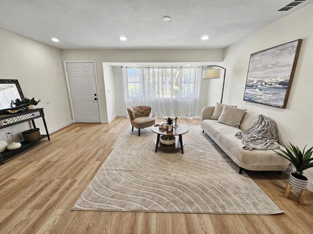 1962 SW Libra Lane, Port St. Lucie, FL 34984