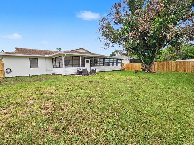 1962 SW Libra Lane, Port St. Lucie, FL 34984