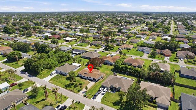 1962 SW Libra Lane, Port St. Lucie, FL 34984