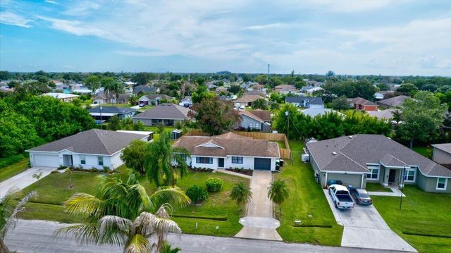 1962 SW Libra Lane, Port St. Lucie, FL 34984
