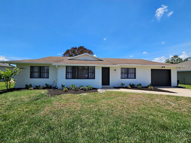 1962 SW Libra Lane, Port St. Lucie, FL 34984