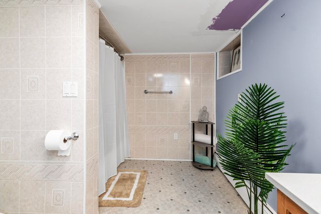 8 Alta Avenue, Salem, NH 03079