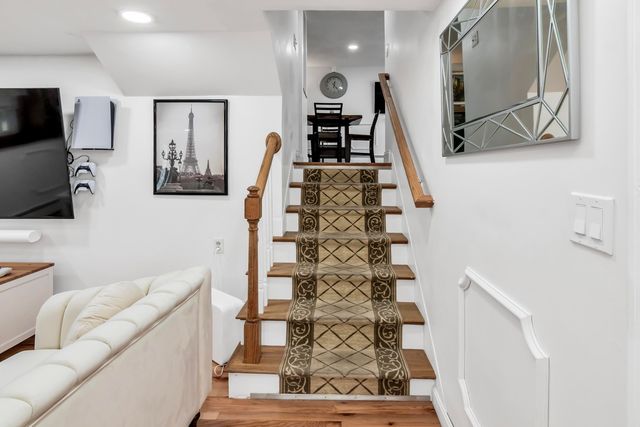 8 Alta Avenue, Salem, NH 03079