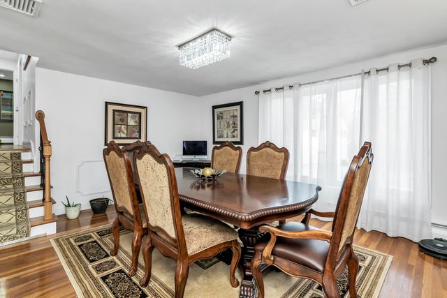 8 Alta Avenue, Salem, NH 03079