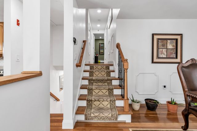 8 Alta Avenue, Salem, NH 03079